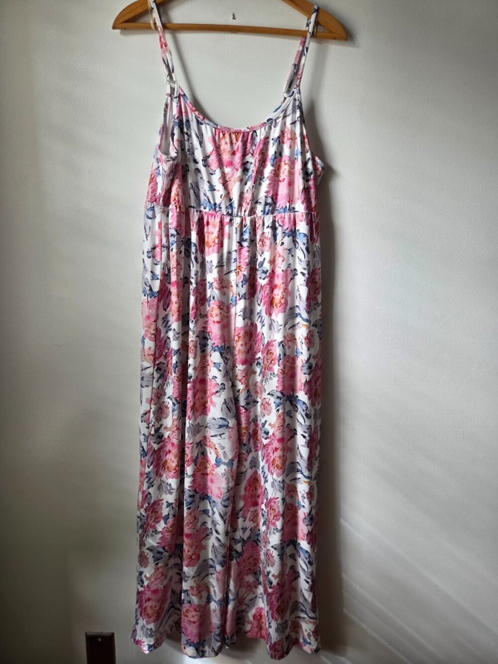 EUC FLORAL JUMPSUIT SCOOP NECK TANK SIZE XXL JUNIORS